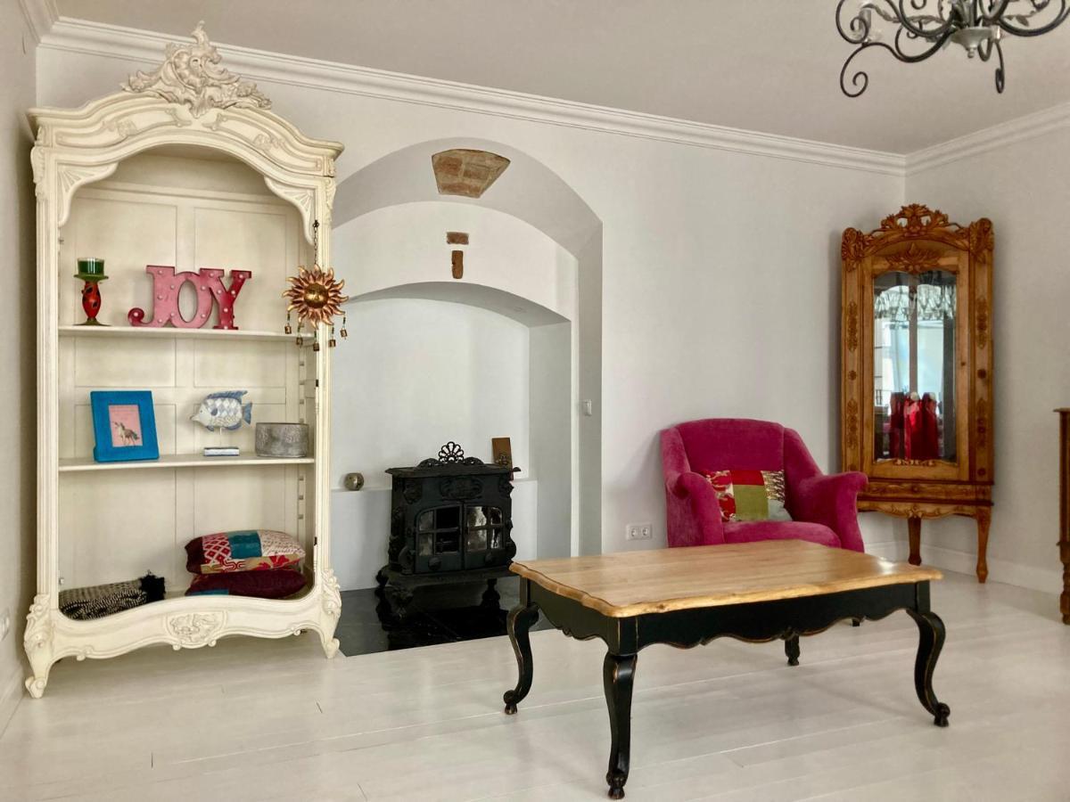 Shabby Chic - Apartment In The Heart Of Vilnius Old Town Zewnętrze zdjęcie